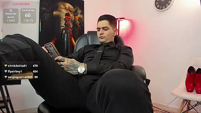 Nicolas Fellener online show from 10-22-25, 04:57