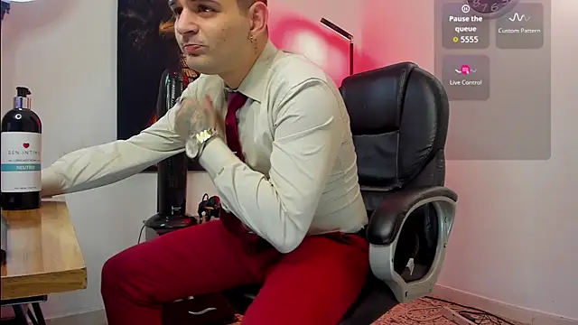 Nicolas Fellener online show from 11-12-25, 04:13