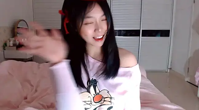 -Lucky Girl online show from 01-13-25, 11:19