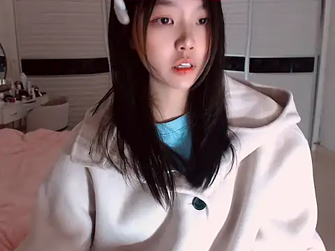 -Lucky Girl online show from 01-30-25, 12:16