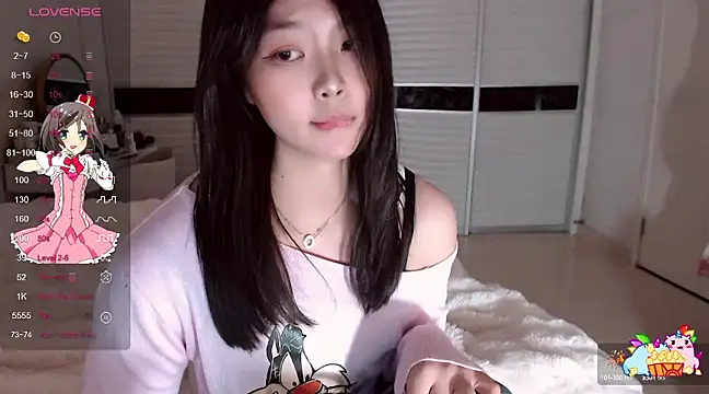 -Lucky Girl online show from 02-15-25, 12:22