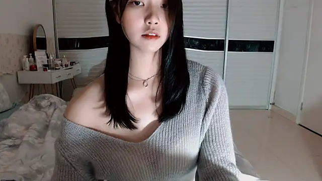 -Lucky Girl online show from 10-12-25, 03:11