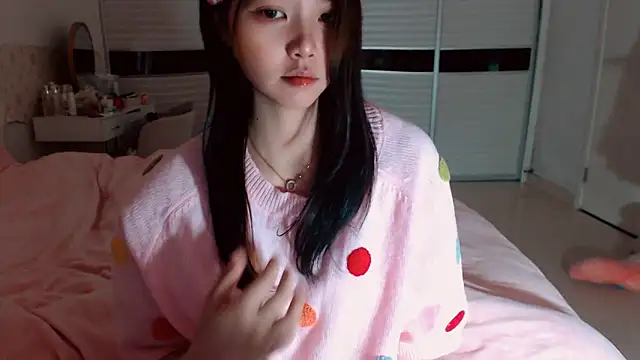 -Lucky Girl online show from 02-22-26, 01:51