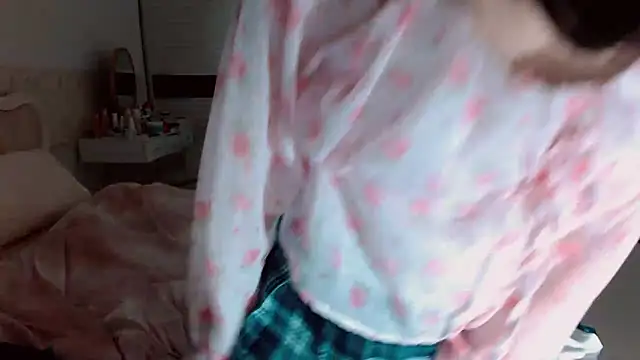 -Lucky Girl online show from 04-20-26, 02:31