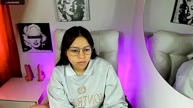 SamanthaRoldaan online show from 04-08-26, 02:50