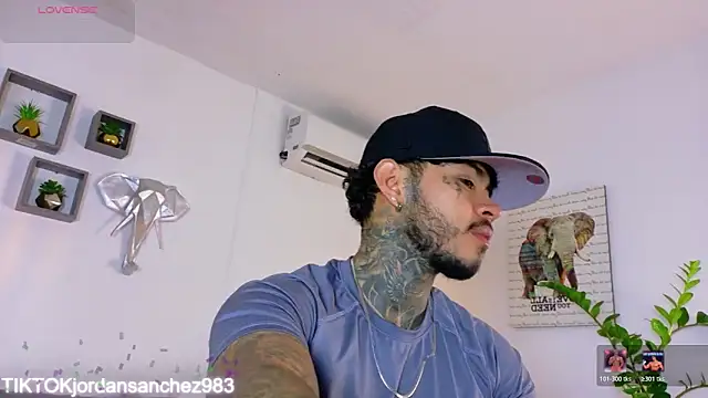 JordanSmiith  online show from 02-05-26, 10:14