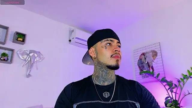 JordanSmiith  online show from 03-23-26, 09:41