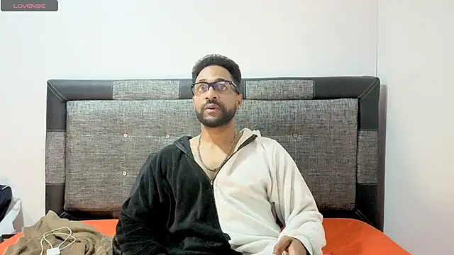 bbcblackhot34 online show from 10-08-25, 04:43