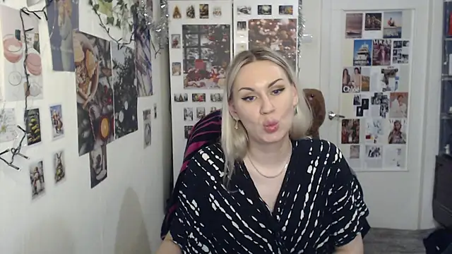 CapriScorpion online show from 12-29-24, 06:16