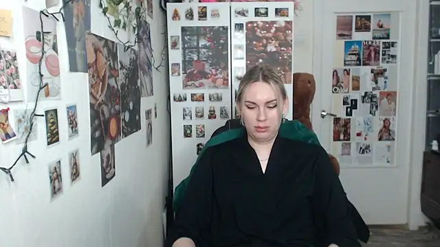 CapriScorpion online show from 01-28-25, 01:59