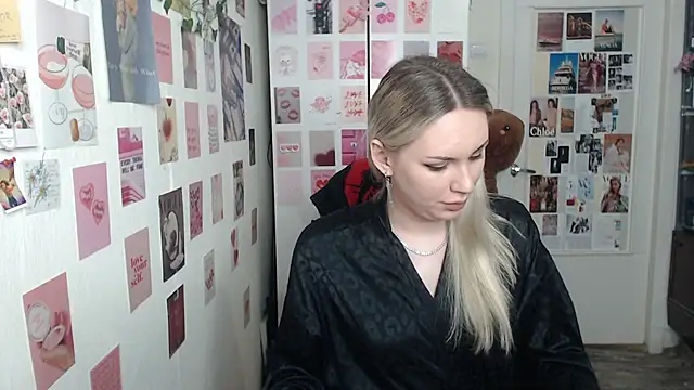 CapriScorpion online show from 02-16-25, 01:05