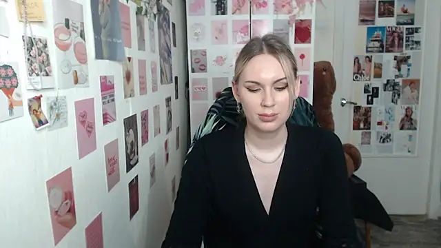 CapriScorpion online show from 02-25-25, 05:25