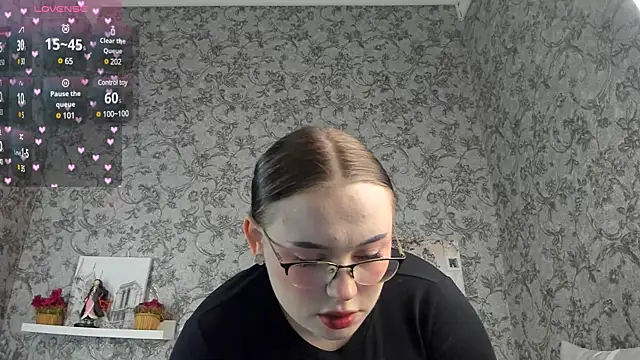 Tina Walker online show from 03-16-25, 01:17