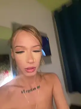 Snapshot of Leyladieistso47 chatting on 01-03-25, 10:51 Leyladieistso47 online show from 01-03-25, 10:51