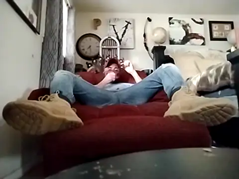 prettyboi6992 online show from 11-19-25, 09:37