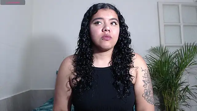 agata 22 online show from 12-30-24, 03:47