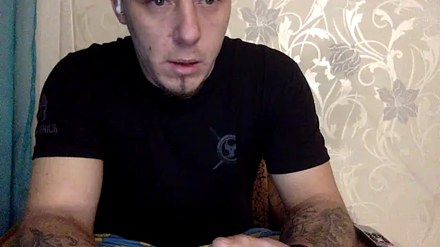 KristiDan online show from 12-14-25, 09:41