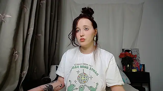 IrinaArt online show from 03-22-25, 08:48