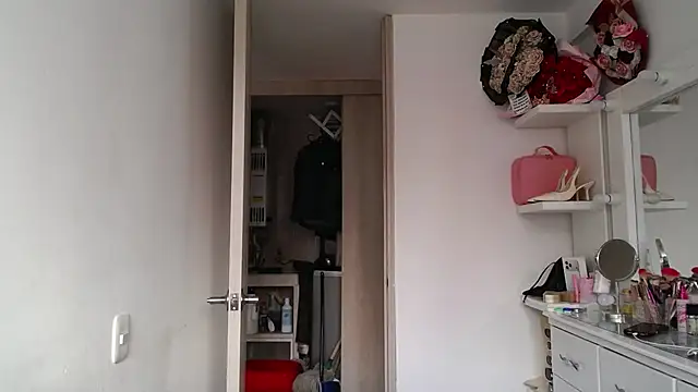 Barbie girl 69 online show from 06-26-26, 12:09