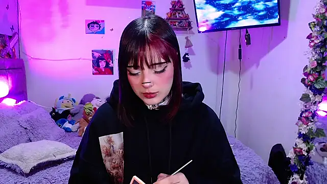 mia catt05 online show from 07-22-26, 05:54