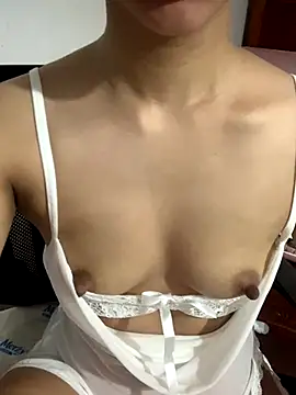 -Meomeo- online show from 10-18-25, 03:20