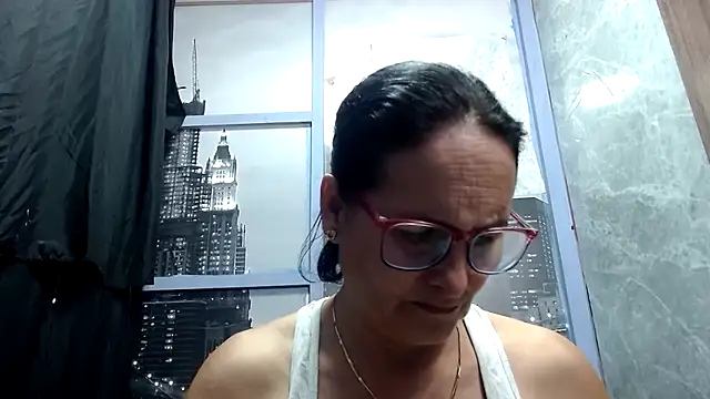 Nastylatinaxxx online show from 12-17-25, 11:11