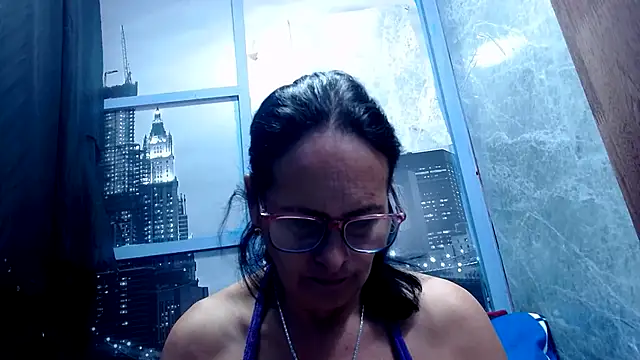 Nastylatinaxxx online show from 05-27-26, 11:51