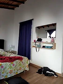 RachellGraham online show from 12-20-25, 01:18