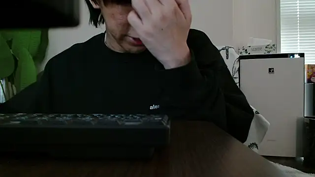 POCARI SWEAT online show from 03-20-26, 12:48