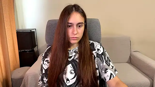 Snapshot of AliceKolltt chatting on 10-07-25, 09:50 AliceKolltt online show from 10-07-25, 09:50