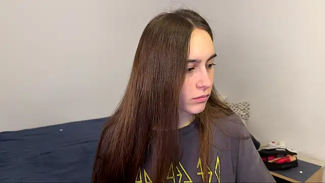 AliceKolltt online show from 04-19-26, 09:28