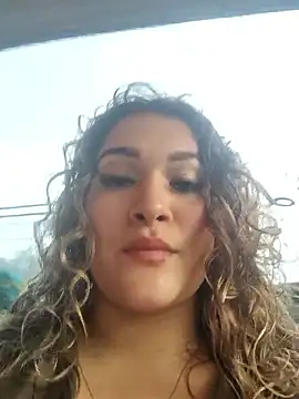 Sara smiiith211 online show from 11-27-25, 07:05