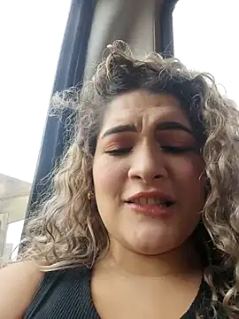 Sara smiiith211 online show from 03-13-26, 08:26