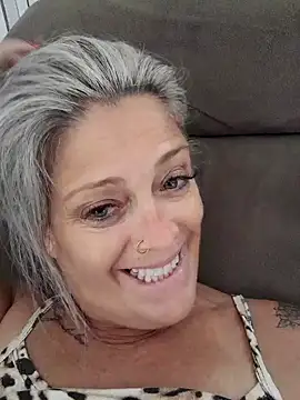 marcialoira online show from 01-27-25, 04:01