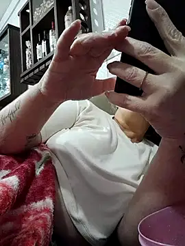 marcialoira online show from 09-08-25, 11:48