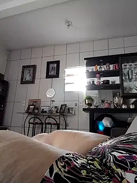 marcialoira online show from 10-06-25, 01:08