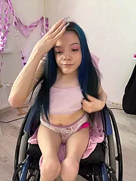 MiniSophiaa online show from 03-13-26, 07:48