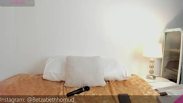 BetzabethHomud0 online show from 02-22-26, 05:19