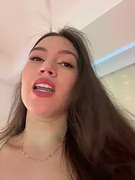 Amelia Rouse online show from 04-21-26, 09:06