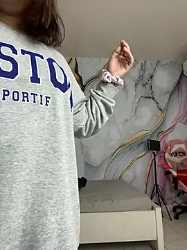 Lia sex69 online show from 03-13-25, 12:02