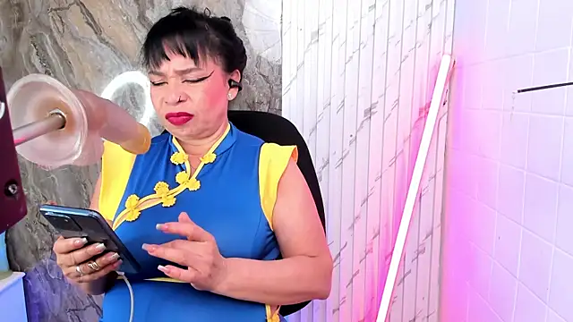 annie wigg online show from 02-20-26, 03:14