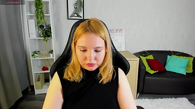 Stacy Luv online show from 02-05-26, 09:03