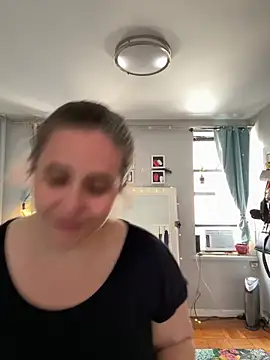 sylviahhh online show from 06-07-26, 06:22