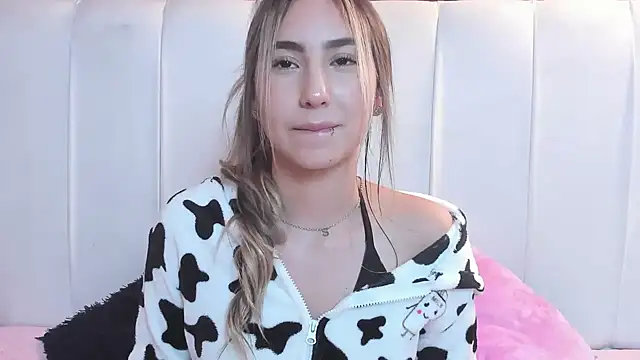  Emma Valka online show from 03-08-25, 12:00