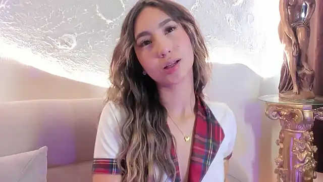  Emma Valka online show from 09-30-25, 08:25