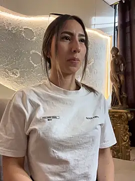  Emma Valka online show from 11-11-25, 12:16