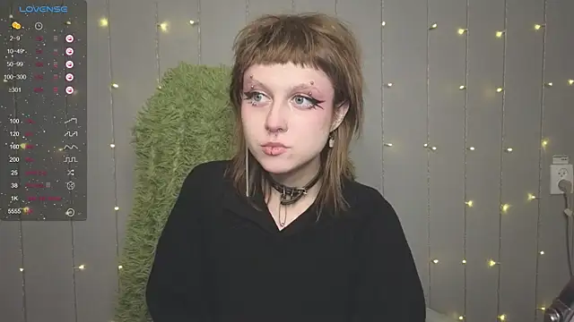 Snapshot of kortny_yo chatting on 12-29-24, 08:37 kortny yo online show from 12-29-24, 08:37