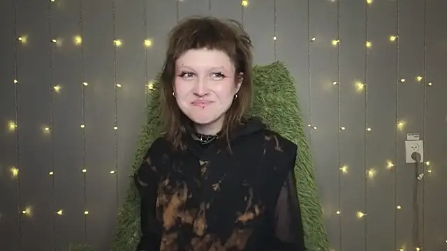 Snapshot of kortny_yo chatting on 02-14-25, 04:15 kortny yo online show from 02-14-25, 04:15