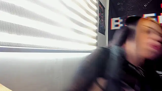 Snapshot of jannaink_ chatting on 02-21-25, 08:27 jannaink online show from 02-21-25, 08:27