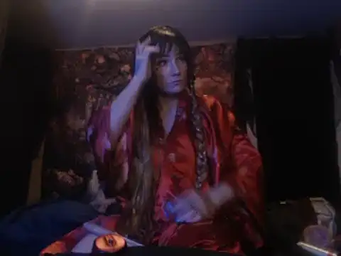 Snapshot of HighCityHoney chatting on 12-05-24, 07:38 HighCityHoney online show from 12-05-24, 07:38